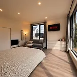 Deerpark Semi Sleeps 8 With Sofa Bed & Optional Extra Outdoor Sauna