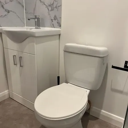 Deerpark Semi Sleeps 8 With Sofa Bed *