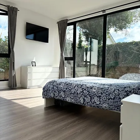 Deerpark Semi Sleeps 8 With Sofa Bed