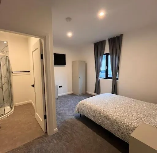 Deerpark Semi Sleeps 8 With Sofa Bed 아파트 캐셜