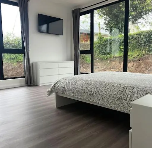 Deerpark Semi Sleeps 8 With Sofa Bed Apartment *